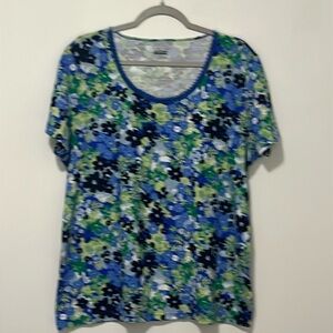 Multicolored blue, green and white flowers top, short sleeves, size XXL,27”long
